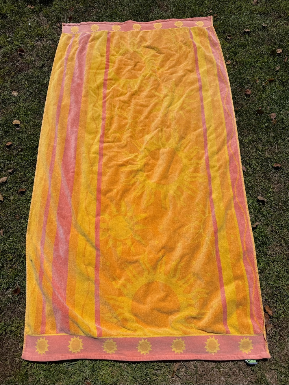 Kirkland Egyptian Cotton Oversized Beach Pool Towel Blazing Suns Stripes 36x66